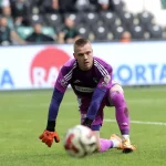 Jovanovic, Tedavi İçin Ülkesine Döndü