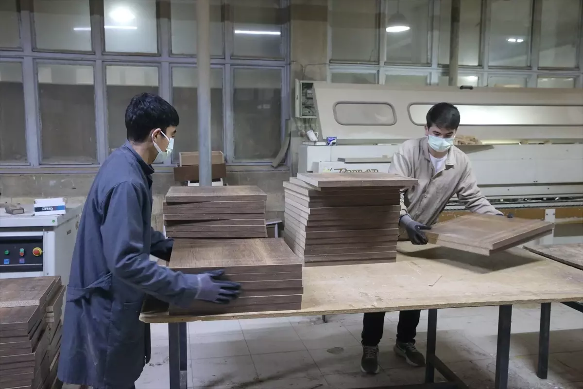 Kahramanmaraş’ta Meslek Liseleri Üretimle Ayakta Kalıyor