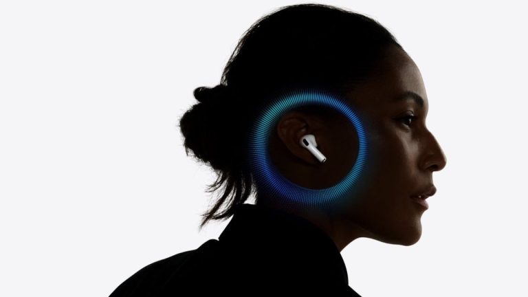 Kameralı kulaklık dönemi başlıyor: İşte yeni AirPods Pro hakkında ilk bilgiler