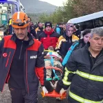 Karabük’te Minibüs Kazası: 17 Yaralı