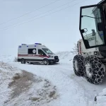 Karla Kaplı Köylerden Hastalara Acil Yardım