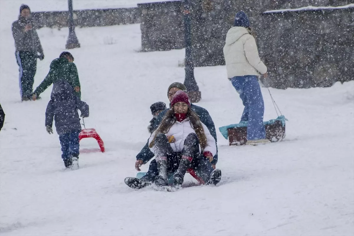Kars’ta Karla Eğlence