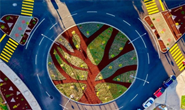 Kavşaklar sanat eserine dönüşüyor