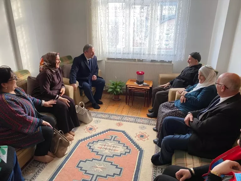 Kaymakam Perçi Hane Ziyaretlerine Devam Ediyor