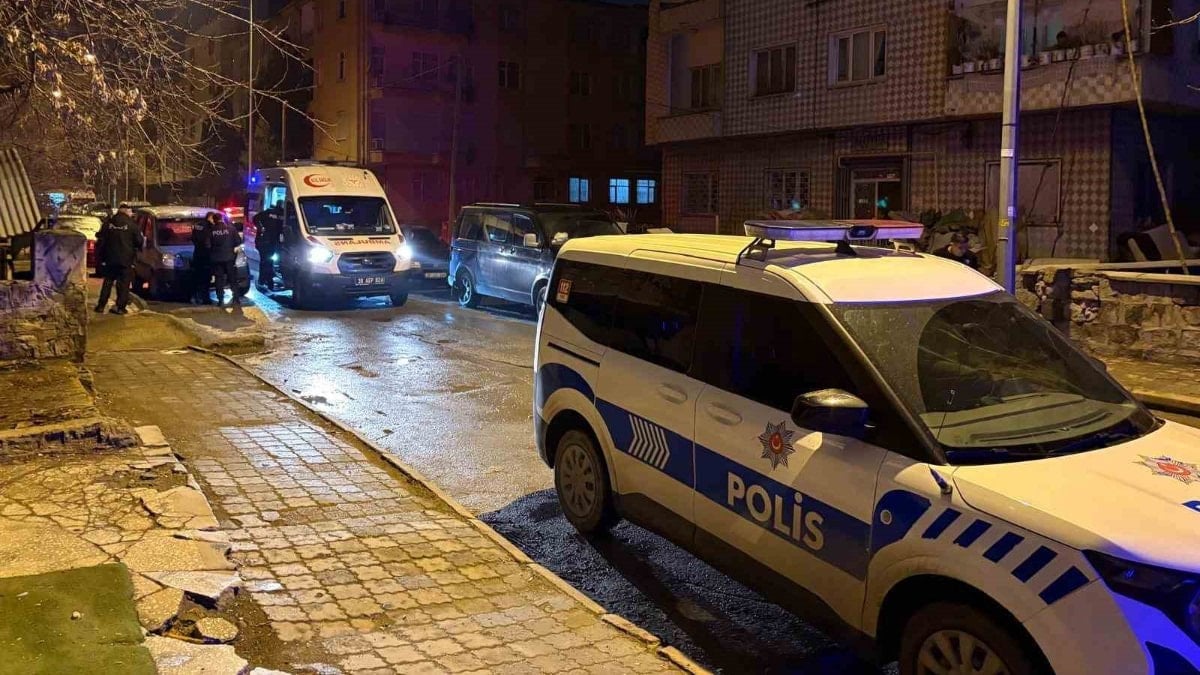 Kayseri’de bıçaklanan çocuk binaya sığındı