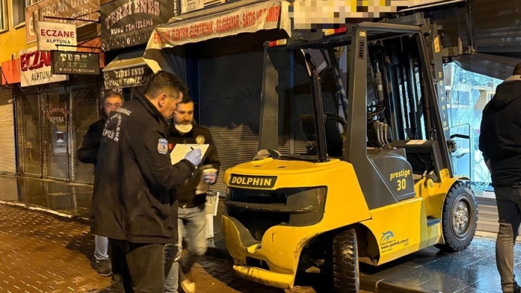 Kayseri’de forkliftle kuyumcu soygunu