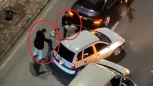 Kayseri’de trafikte yol verme kavgası kamerada: 3 gözaltı