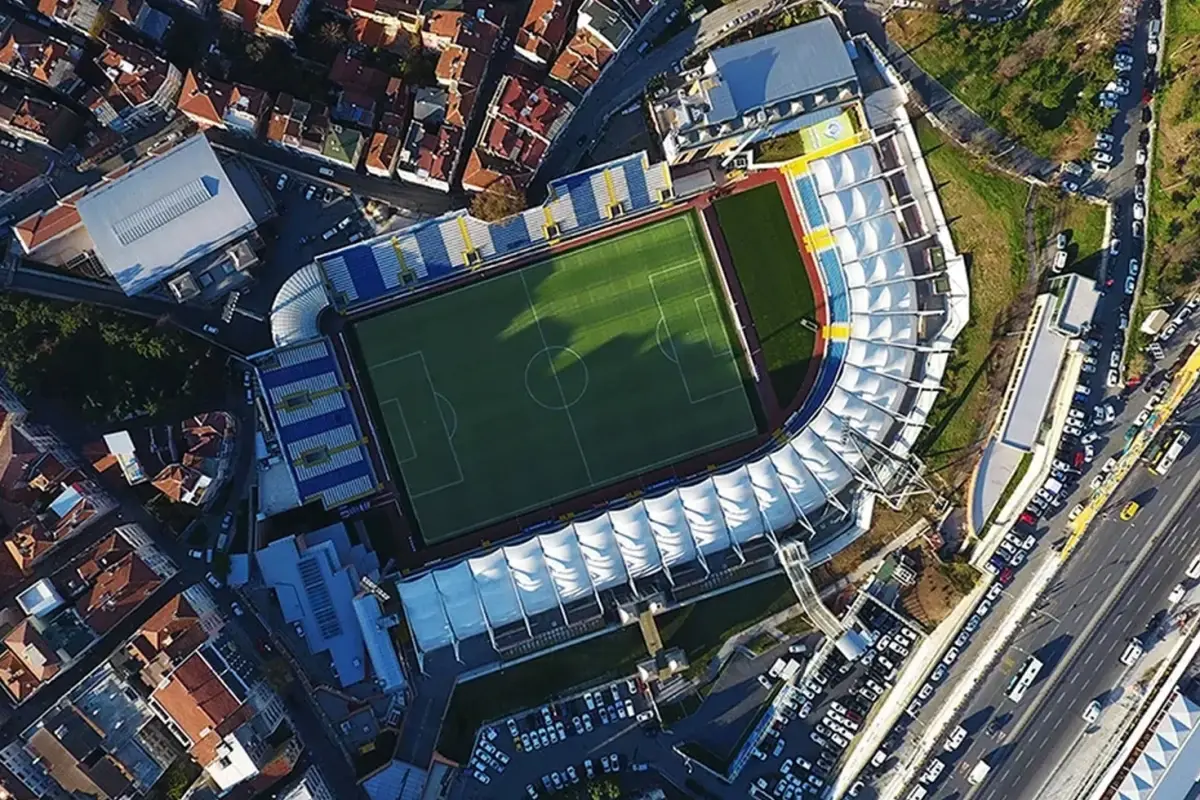 Kazancı Holding’e satılan Kasımpaşa’nın yeni başkanı önceden bakın nerede çalışıyormuş