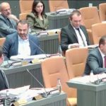 KKTC Meclisi’nde gerginlik: Milletvekilleri arasında kavga çıktı