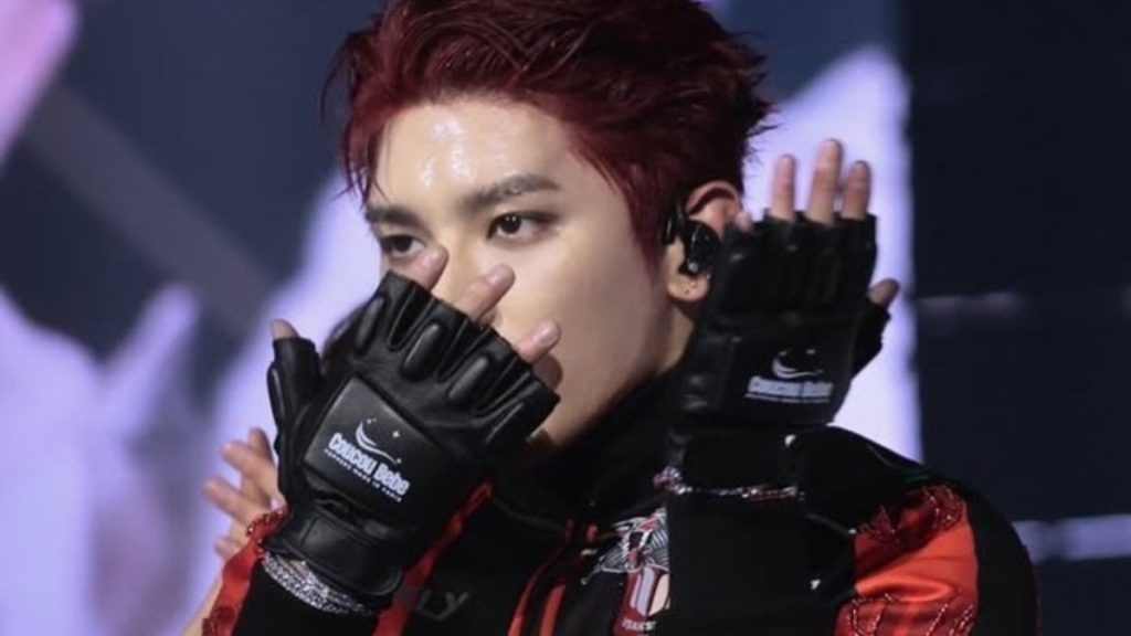 Koreli rapçinin Uşakspor ceketi gündem oldu