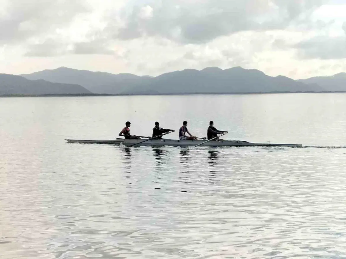 Köyceğiz’de Ücretsiz Kürek Okulu