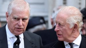 Kraliyet ailesinde Epstein krizi: Eski Prens Andrew hakkında inceleme