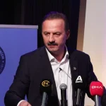 Kültür Zayıflıyor, Dil Fakirleşiyor