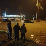 Kuşadası’nda Sağanak Yağış Hayatı Olumsuz Etkiledi