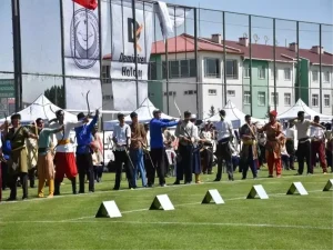 Kütahya’da Geleneksel Okçuluk Şampiyonası