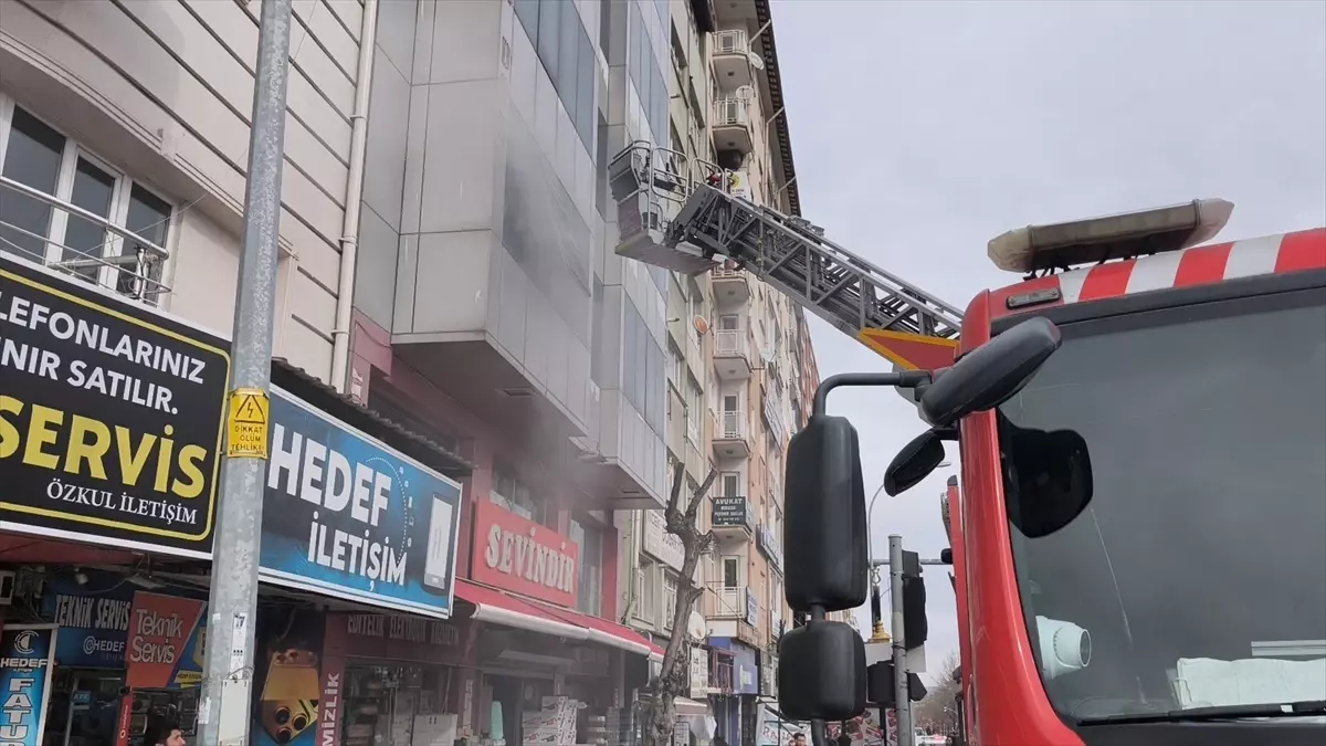 Kütahya’da Mağazada Yangın