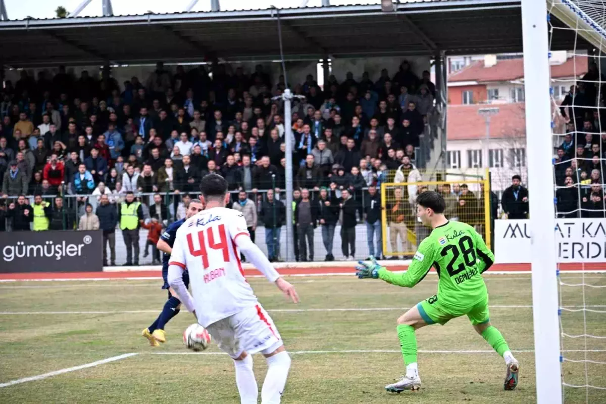 Kütahyaspor, Balıkesirspor’u 2-1 yendi
