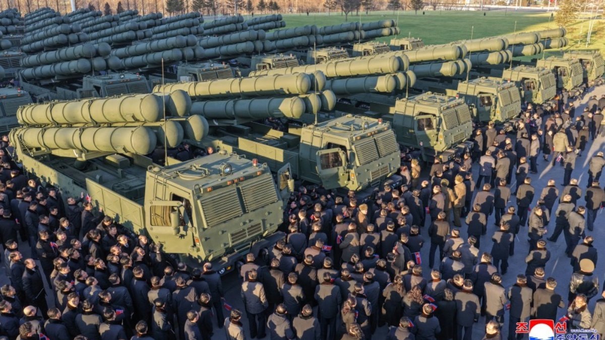 Kuzey Kore roketatar sitemini tanıttı: Kim, ‘Düşman altyapısı çöker’ dedi