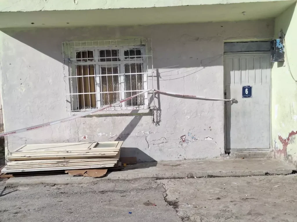 Mamak’ta Toprak Kayması: Binalar Tahliye Edildi