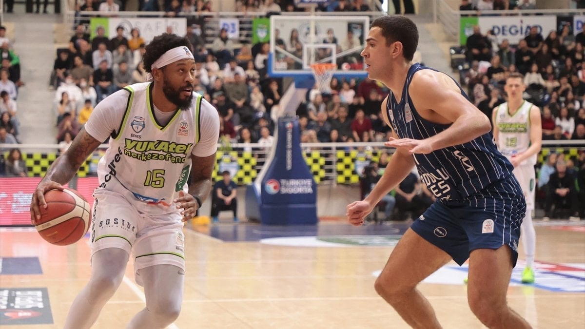 Merkezefendi Belediyesi Basket, Anadolu Efes’i mağlup etti