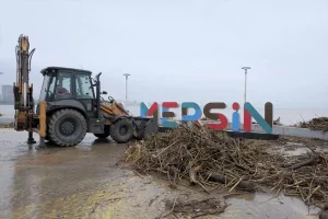 Mersin’de Sel Sonrası Temizlik Çalışmaları