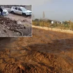 Mersin’i vuran selden görüntüler! Canlarını zor kurtardılar