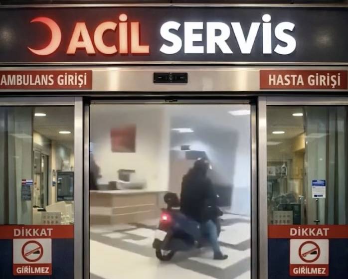 Motorla Acil Servise Girdi, Hekim Birliği Sendikası, “Kabul Edilemez!”