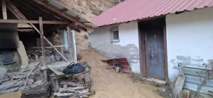 Mudurnu’da Heyelan: 3 Ev Boşaltıldı