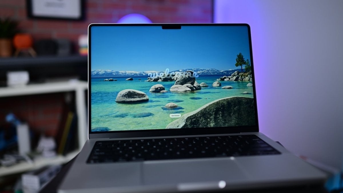 OLED ekranlı yeni MacBook Pro için geri sayım başladı