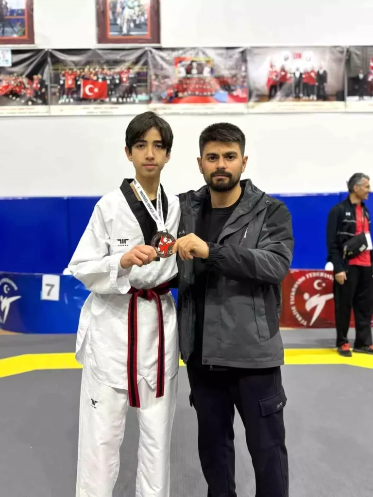 Ömer Kaan Ulusoy Taekwondo’da Derece Aldı