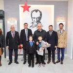 Ordu Valisi Erol öğrencinin daveti üzerine sınıfını ziyaret etti