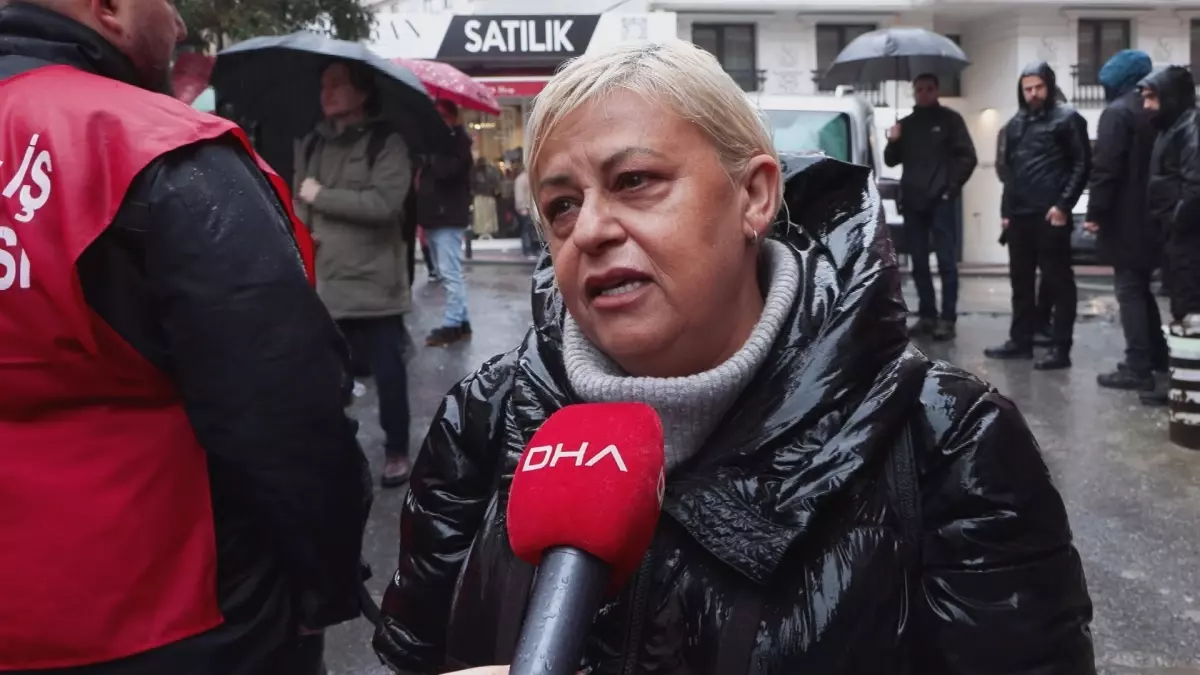 Özel İtalyan Lisesi’nde Türk Öğretmenlerden Grev