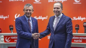 Özgür Özel’den Erbakan’a ziyaret