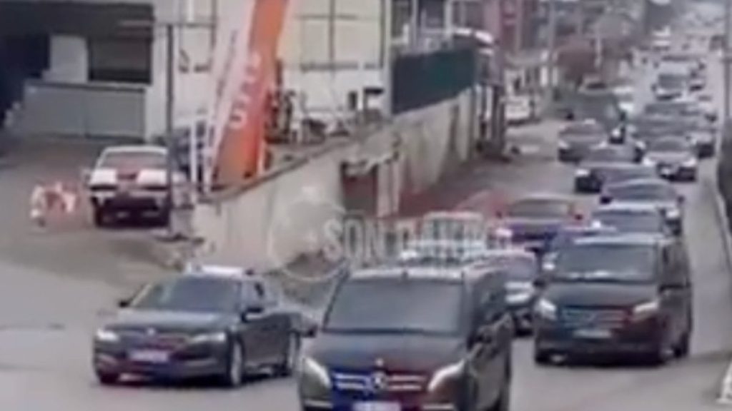 Özgür Özel’in konvoyundaki araç sayısı gündemde