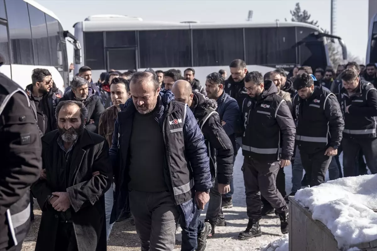 Pasinler’de Usulsüz Esnaf Kredisi İddiası