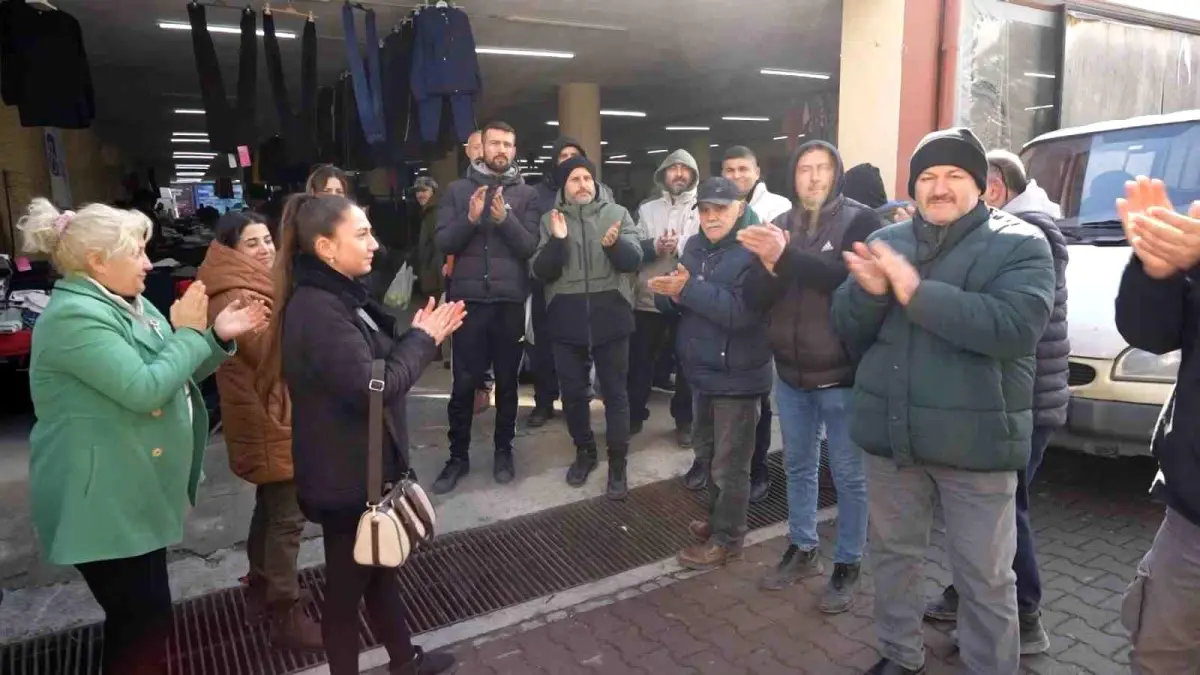 Pazar Esnafından Ucuzluk Çadırına Tepki