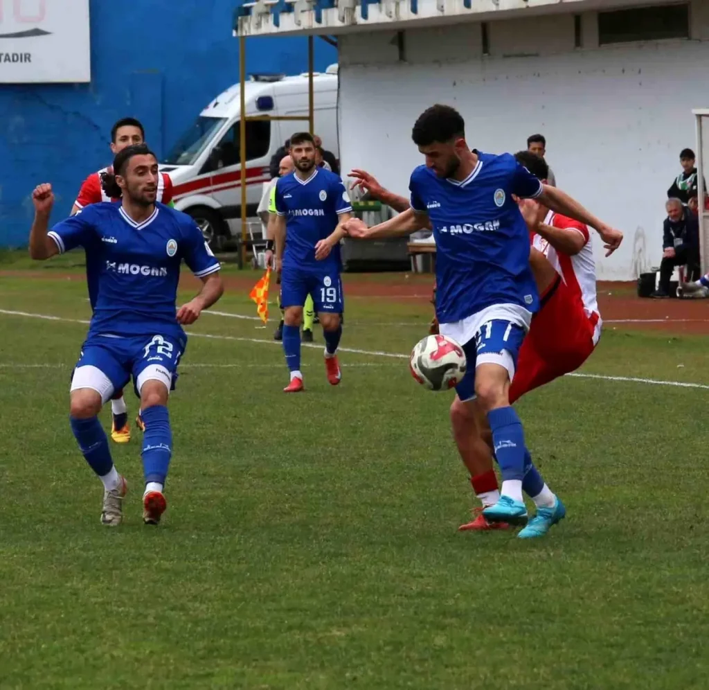 Pazarspor ve Sebat Gençlikspor 0-0 Berabere Kaldı