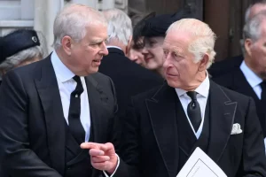 Prens Andrew, Epstein skandalı sonrası taşındı