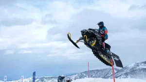 Rize’de Kar Motosikleti Şampiyonası Coşkusu