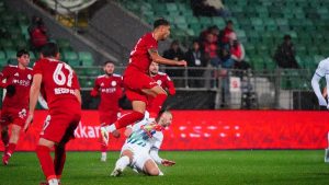 Rizespor ile Beyoğlu Yeni Çarşı yenişemedi: 1-1