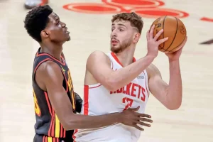 Rockets, Hawks’ı Mağlup Etti