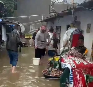 Sağanakta Oyun Keyfi