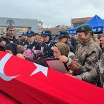 Sakarya’da kazara kendini vuran polis memuru için emniyette tören