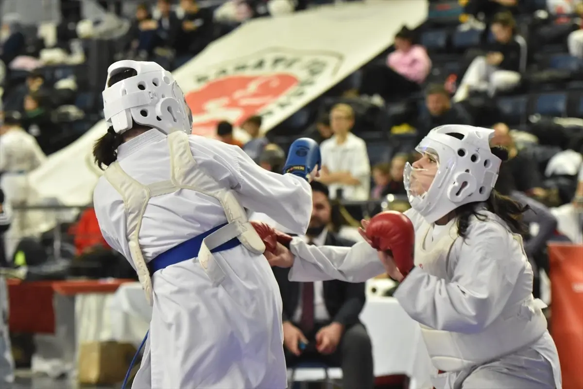 Sakarya’da Yıldızlar Karate Ligi Tamamlandı