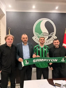 Sakaryaspor, Emrecan Terzi ile Anlaşma Sağladı