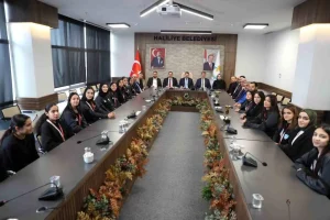 Şampiyon takımdan Canpolat’a ziyaret