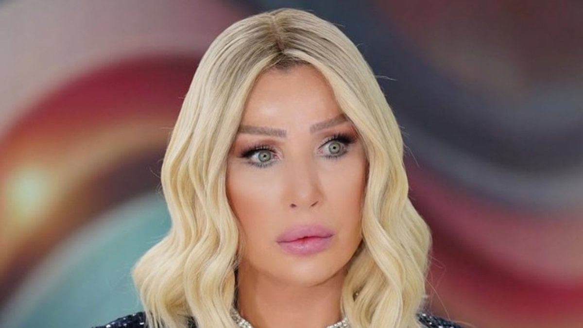 Seda Sayan’dan Amerika’da! Valizli ikonik pozu verdi