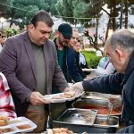 Seferihisar’da Ramazan Bereketi; Dayanışma Seferberliği ile sofralar kuruluyor