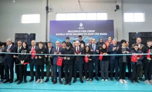 Selçuklu Fen Lisesi Kapalı Spor Salonu ve Suni Çim Saha’nın resmi açılışı gerçekleştirildi