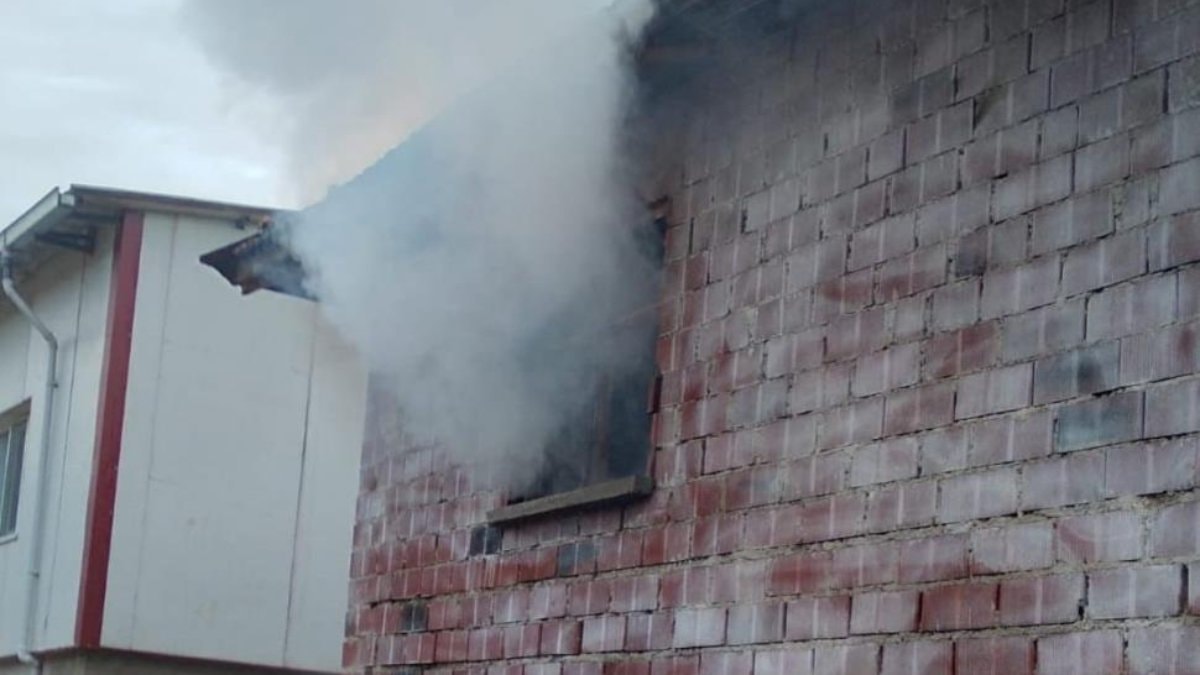 Selendi’de bir yıllık emek alevlere teslim oldu